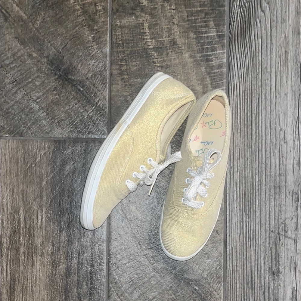 Vintage LA Gear Gold Sneakers Casual Slip-On